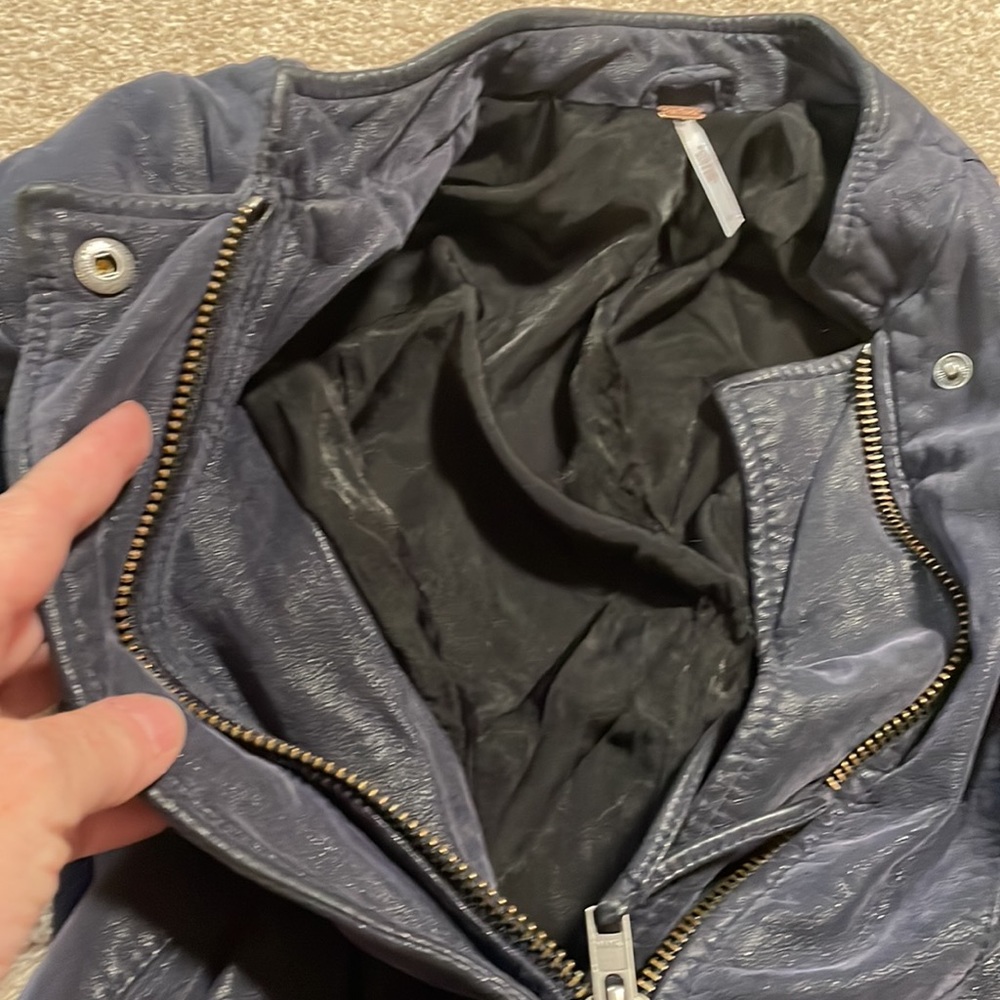 Nice Navy Leather Jacket! - image 8